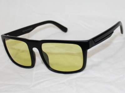 Очки солнцезащитные мужские Sun Chi Polarized TR90 черный матовый желтый поляризационные антифары