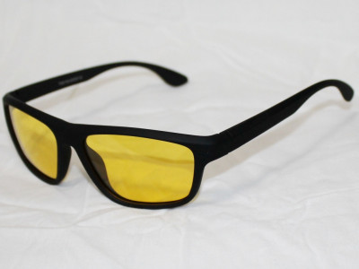 Очки солнцезащитные мужские Sun Chi Polarized TR90 черный матовый темно-желтый поляризационные антифары